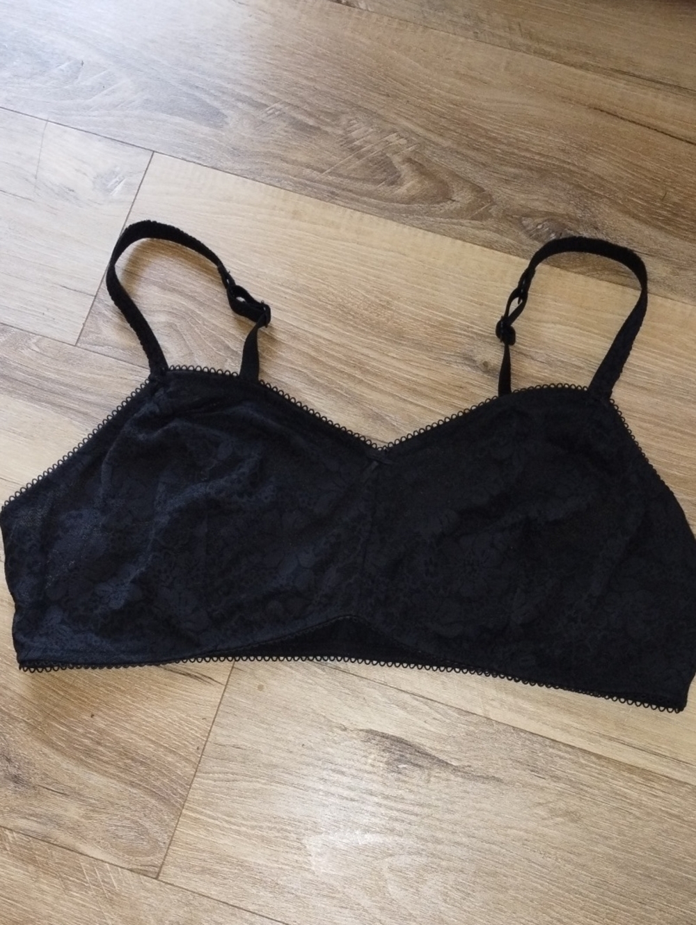 PINK Victoria's Secret Black Lace Bralette